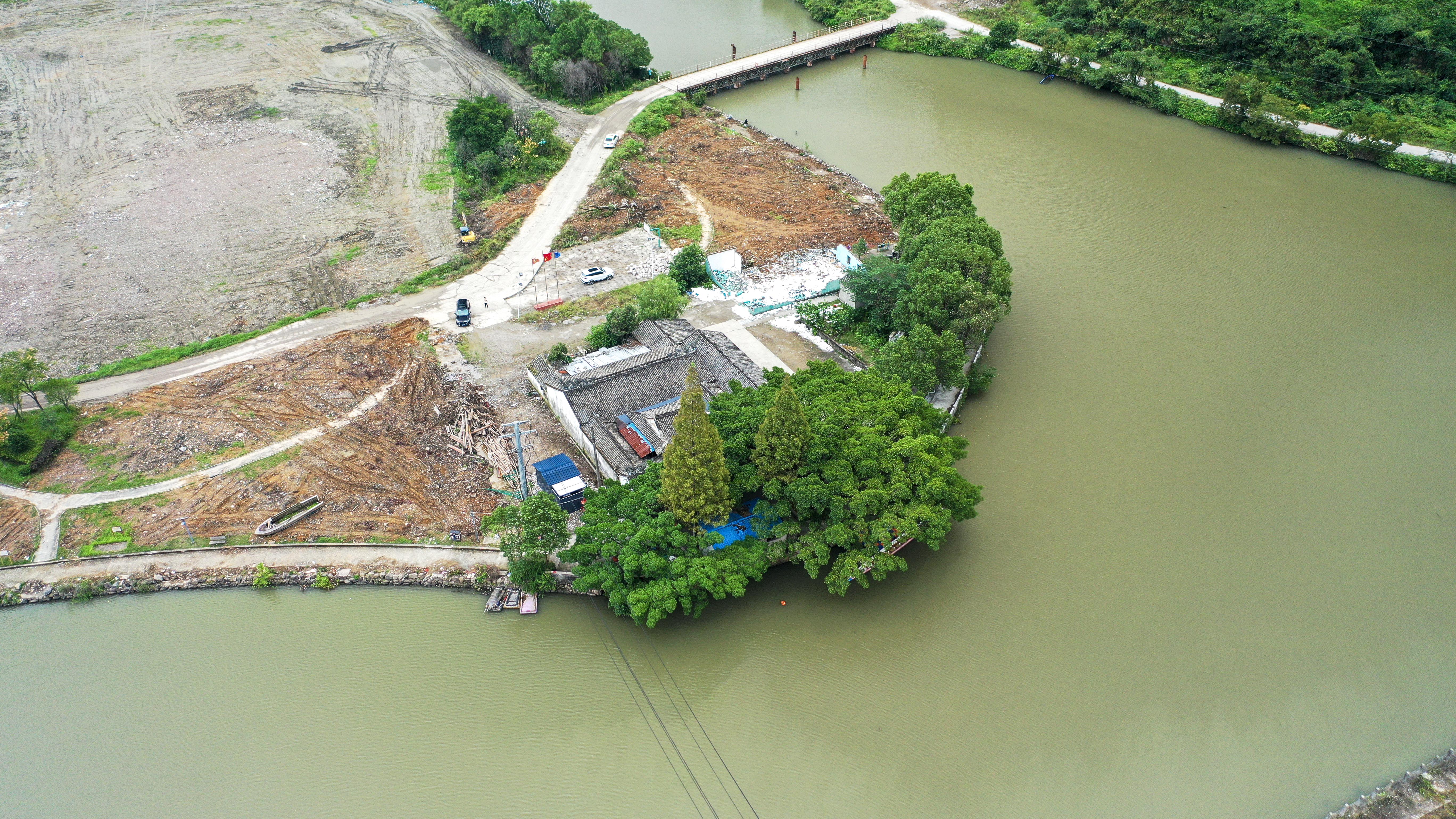 �Ѹ���ס